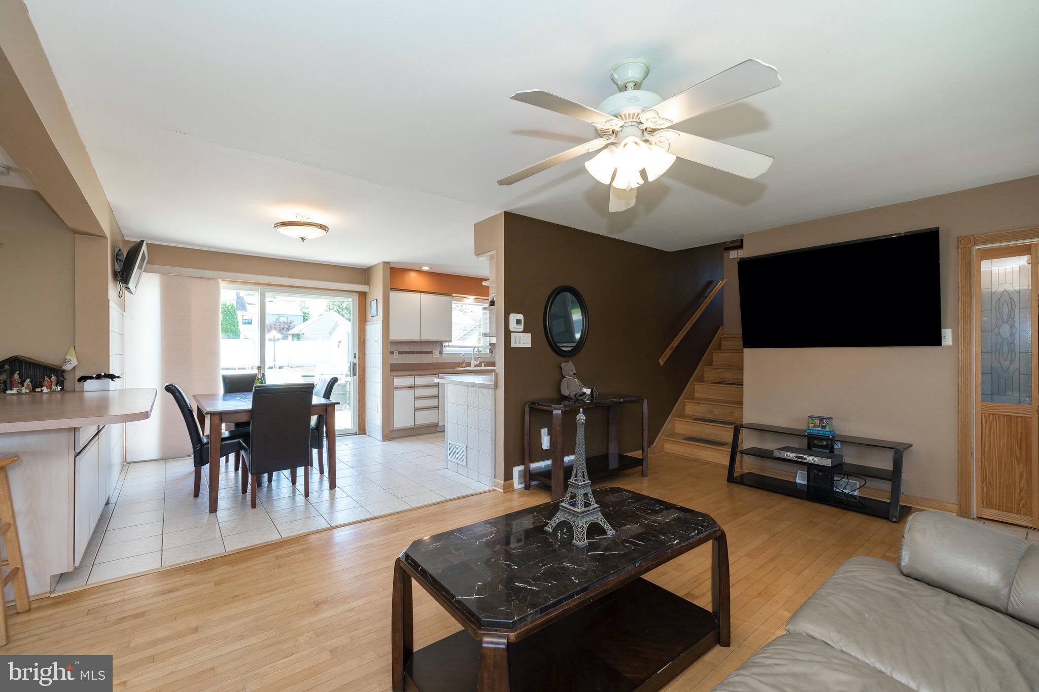 1010 Catalpa Road Warminster, PA 18974 - Photo 7 of 32