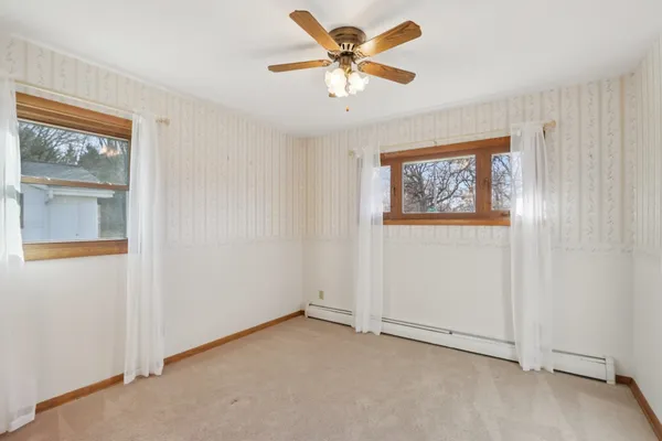 $450,000 | 1018 South Fry Lake Mills, Lake Mills, WI 53551