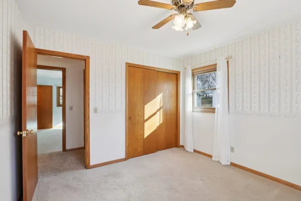 $450,000 | 1018 South Fry Lake Mills, Lake Mills, WI 53551