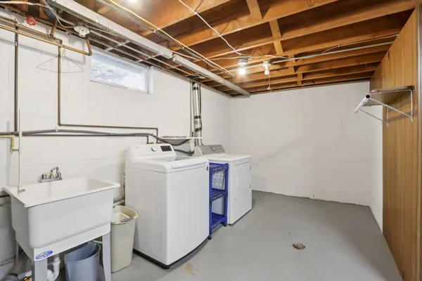 $450,000 | 1018 South Fry Lake Mills, Lake Mills, WI 53551