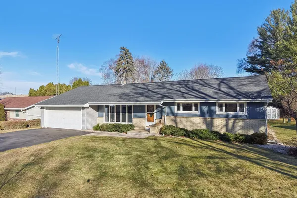 $450,000 | 1018 South Fry Lake Mills, Lake Mills, WI 53551