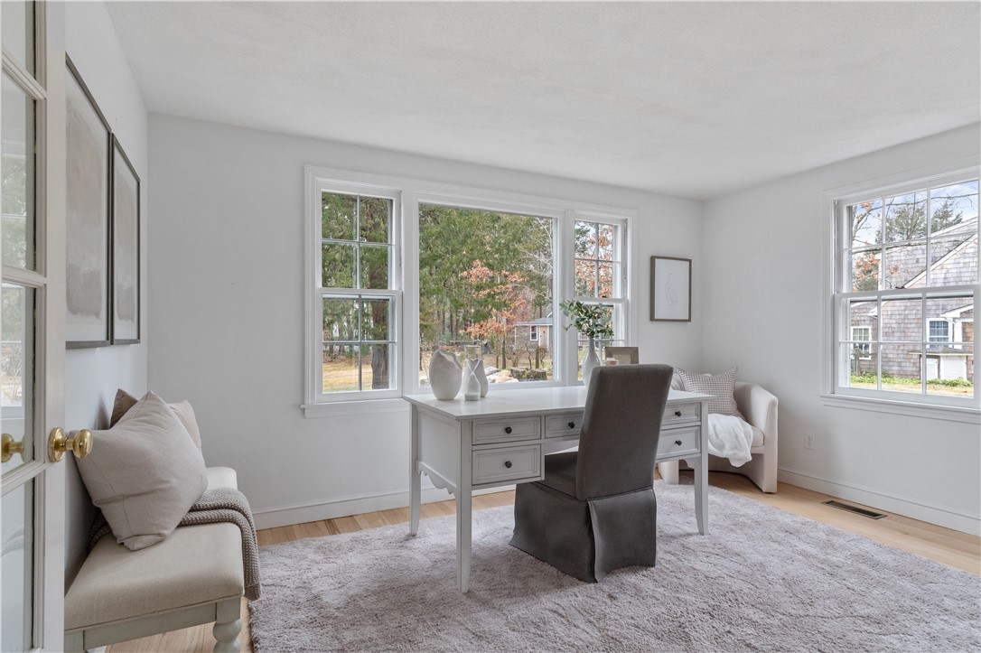 1335 High Hawk Road East Greenwich, RI 02818 - Photo 11 of 50 Gallery Image 11