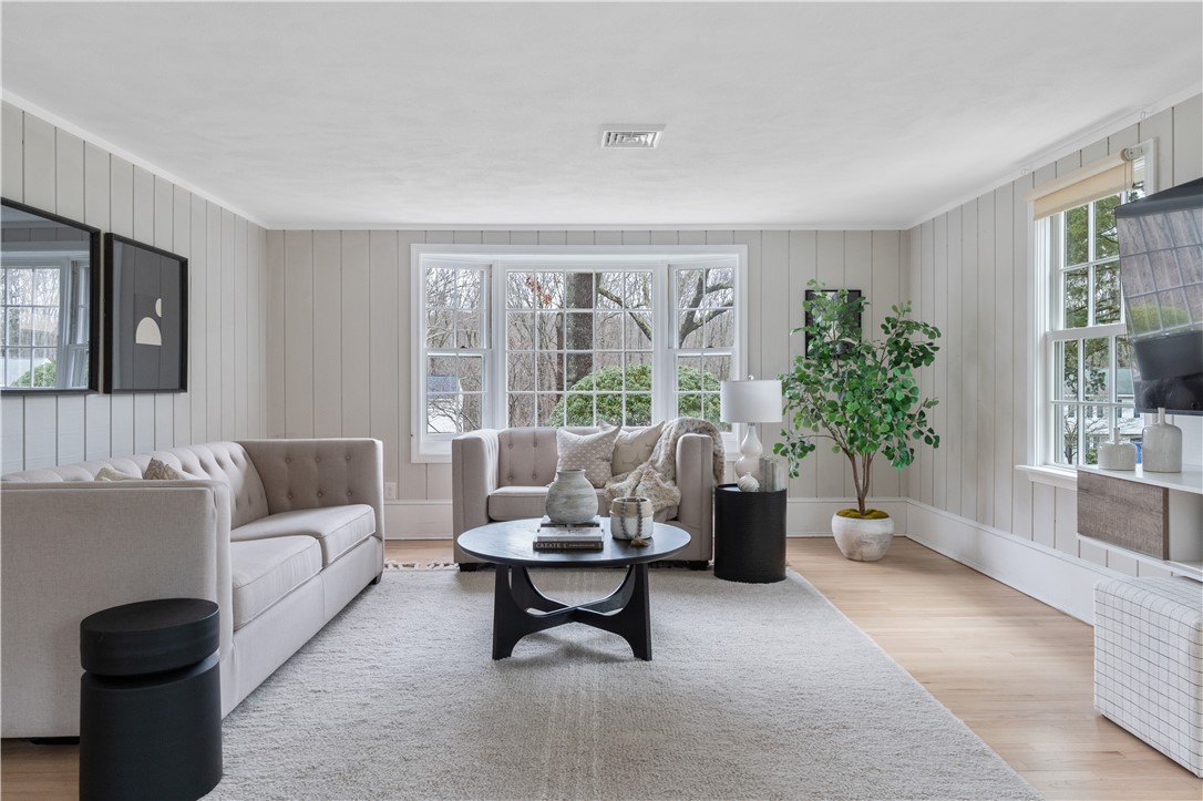 1335 High Hawk Road East Greenwich, RI 02818 - Photo 23 of 50 Gallery Image 23