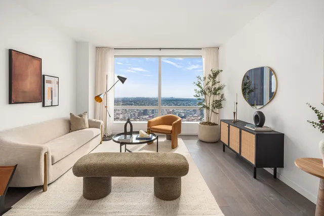 $1,600,000 | 1 City Point, Unit 59G | Downtown Brooklyn