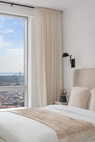 $1,600,000 | 1 City Point, Unit 59G | Downtown Brooklyn