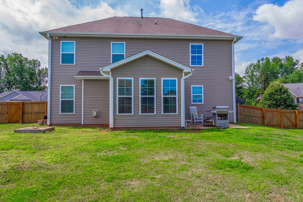 208 Castleton Circle Boiling Springs, SC 29316 - Photo 38 of 42