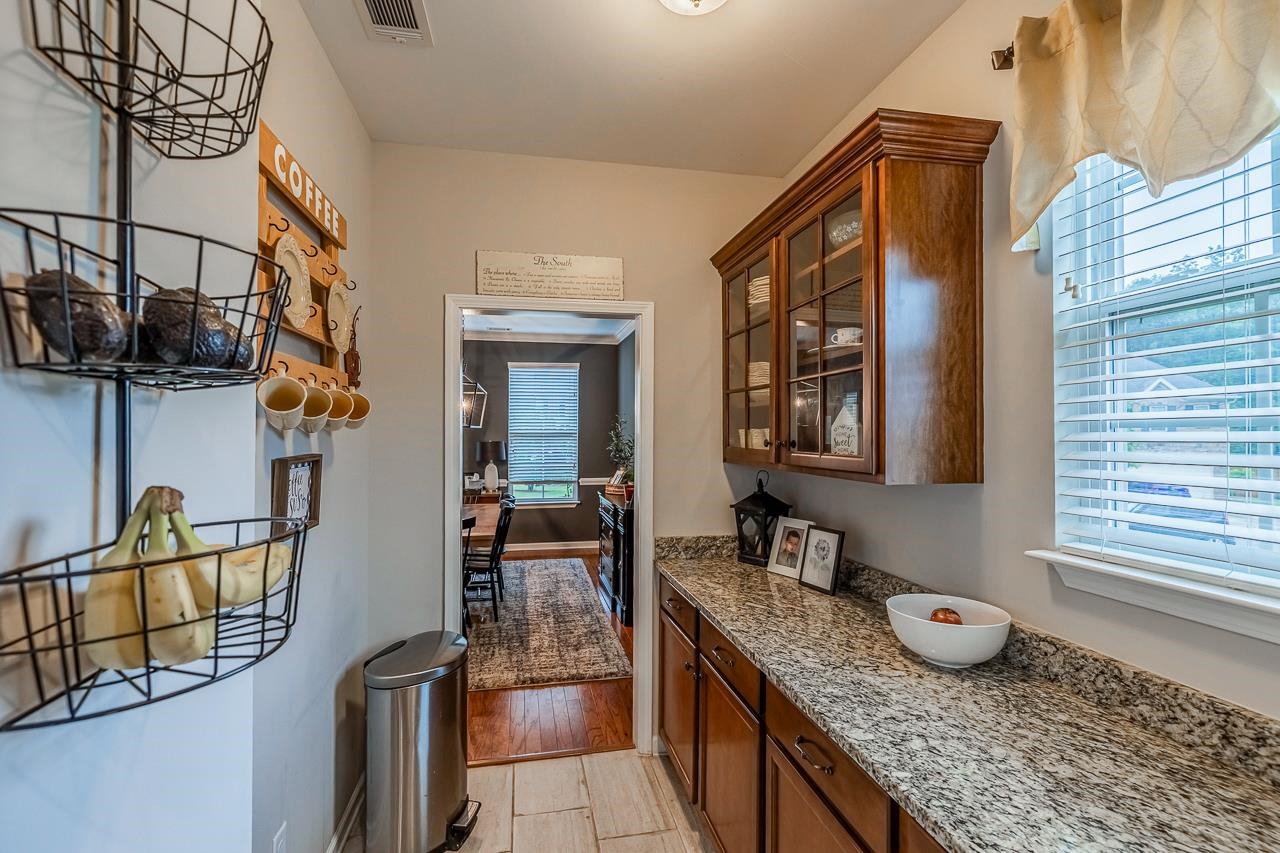 208 Castleton Circle Boiling Springs, SC 29316 - Photo 8 of 42