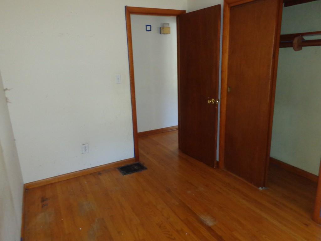 723 Holyoke Road Westfield, MA 01085 - Photo 7 of 14 Gallery Image 7
