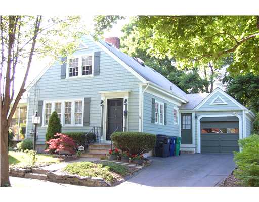 55 Mayfair Road Warwick, RI 02888 - Photo 1 of 12 Exterior Front.