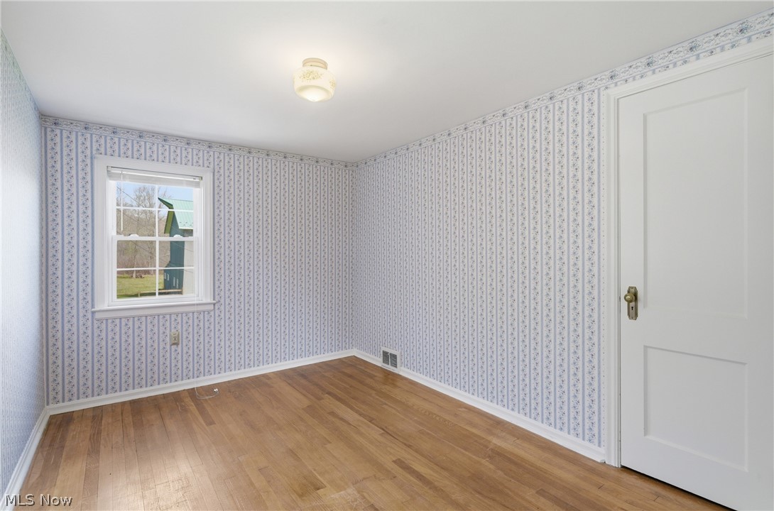 13130 Kinsman Road Burton, OH 44021 - Photo 8 of 36 Gallery Image 8