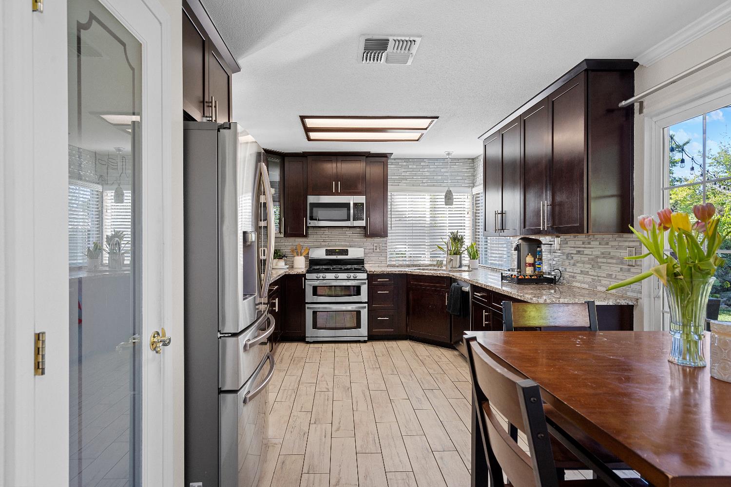 8339 Ruge Court Antelope, CA 95843 - Photo 9 of 35