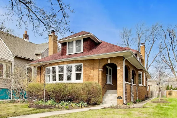 $790,000 | 1719 Lake Street, Evanston, IL 60201