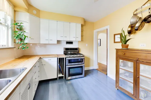 $790,000 | 1719 Lake Street, Evanston, IL 60201