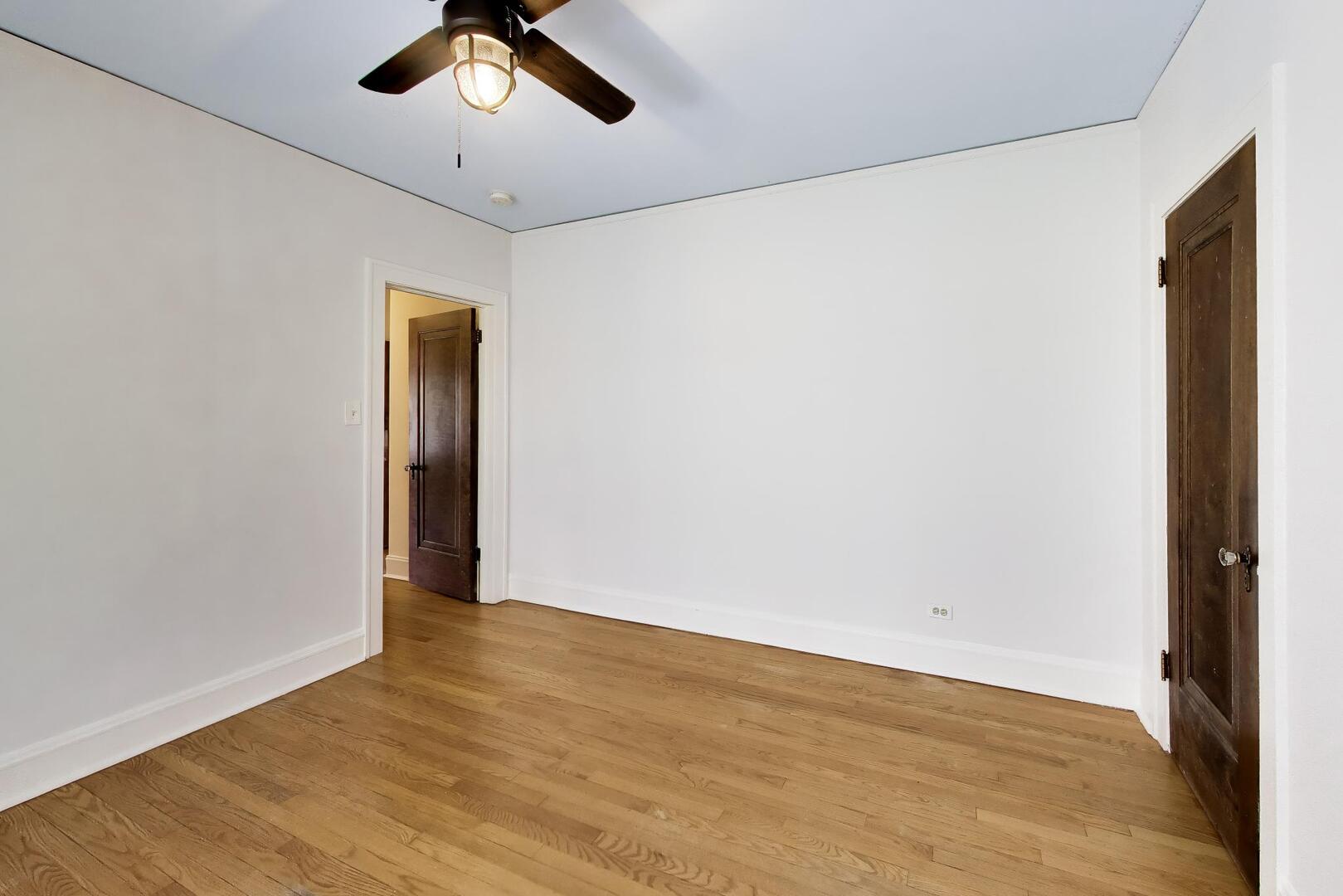 1719 Lake Street Evanston, IL 60201 - Photo 18 of 46
