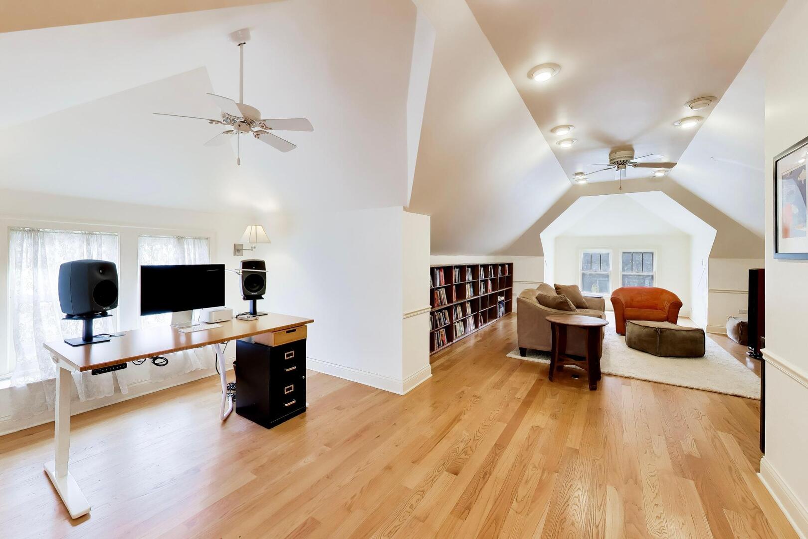 1719 Lake Street Evanston, IL 60201 - Photo 24 of 46