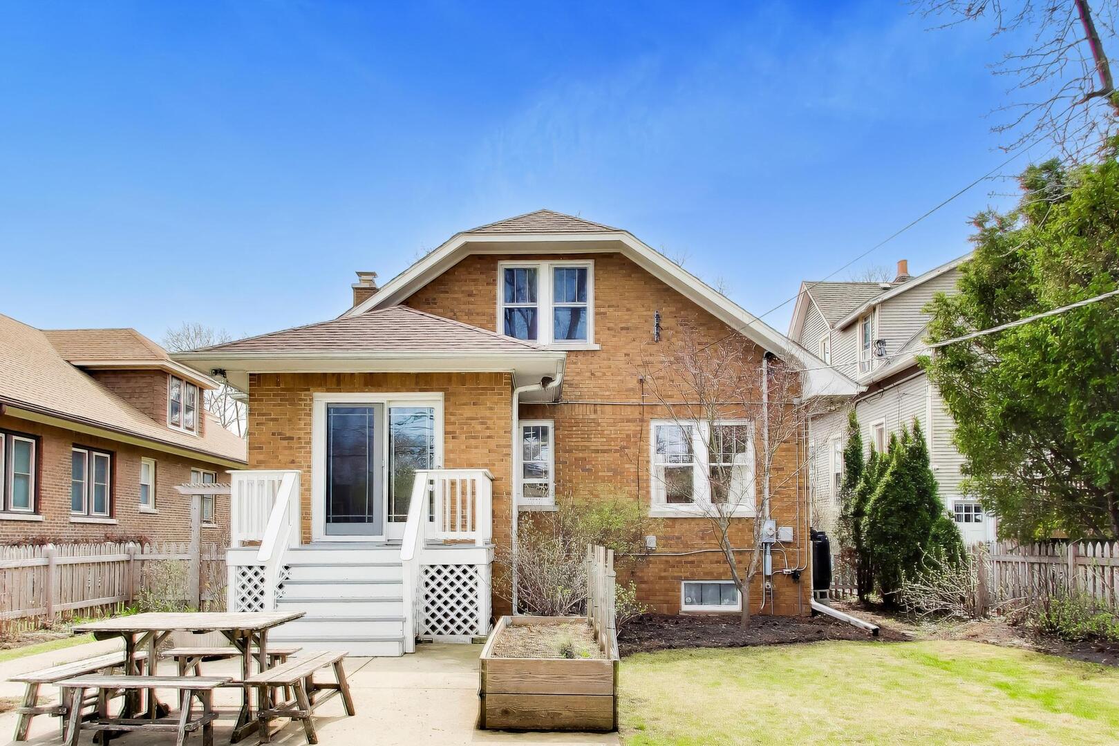 1719 Lake Street Evanston, IL 60201 - Photo 36 of 46