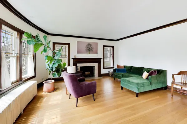 $790,000 | 1719 Lake Street, Evanston, IL 60201