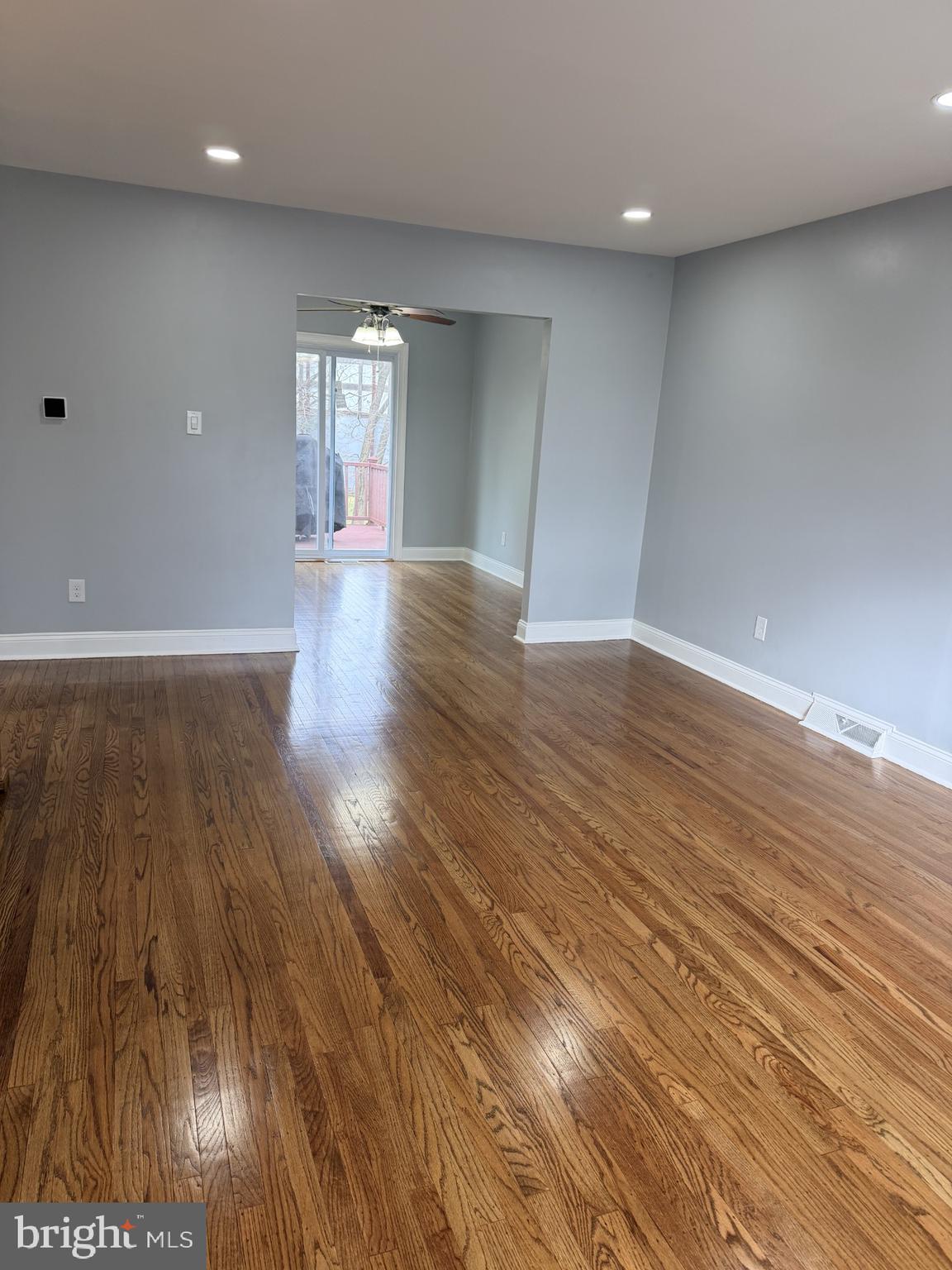 916 Edgemoor Road Cherry Hill, NJ 08034 - Photo 11 of 30