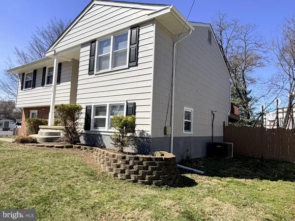 $3,500 | 916 Edgemoor Road, Cherry Hill, NJ 08034