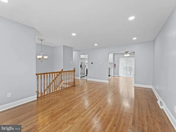 $3,500 | 916 Edgemoor Road, Cherry Hill, NJ 08034
