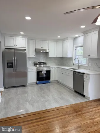 $3,500 | 916 Edgemoor Road, Cherry Hill, NJ 08034