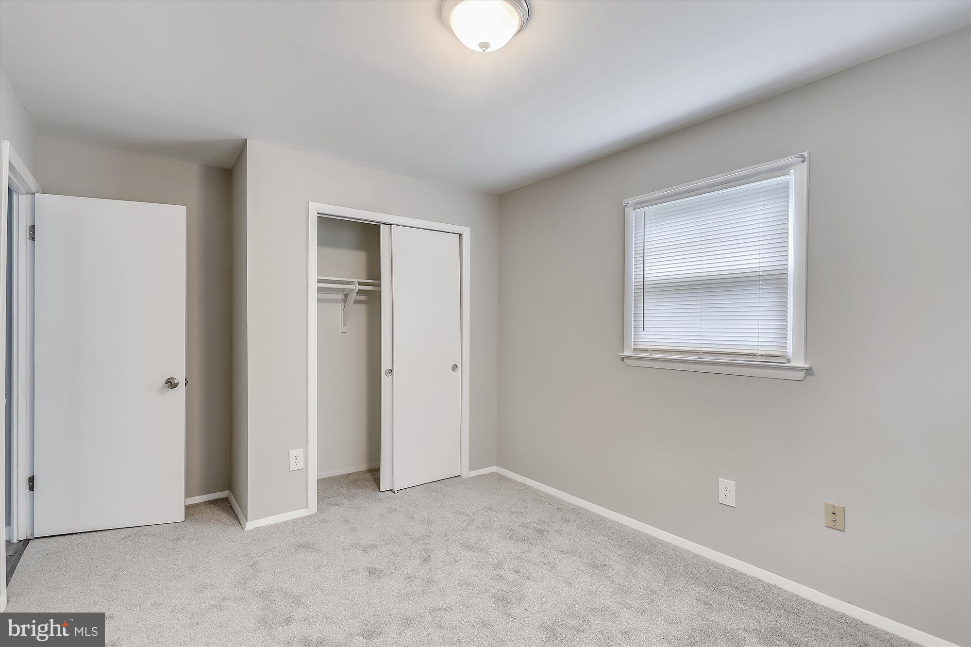 6802 Barton Road Hyattsville, MD 20784 - Photo 17 of 30 Main level room