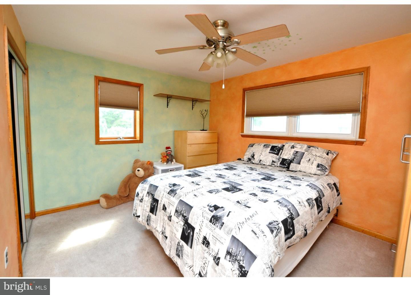 633 Monroe Street Riverside, NJ 08075 - Photo 15 of 24 Bedroom - Main
