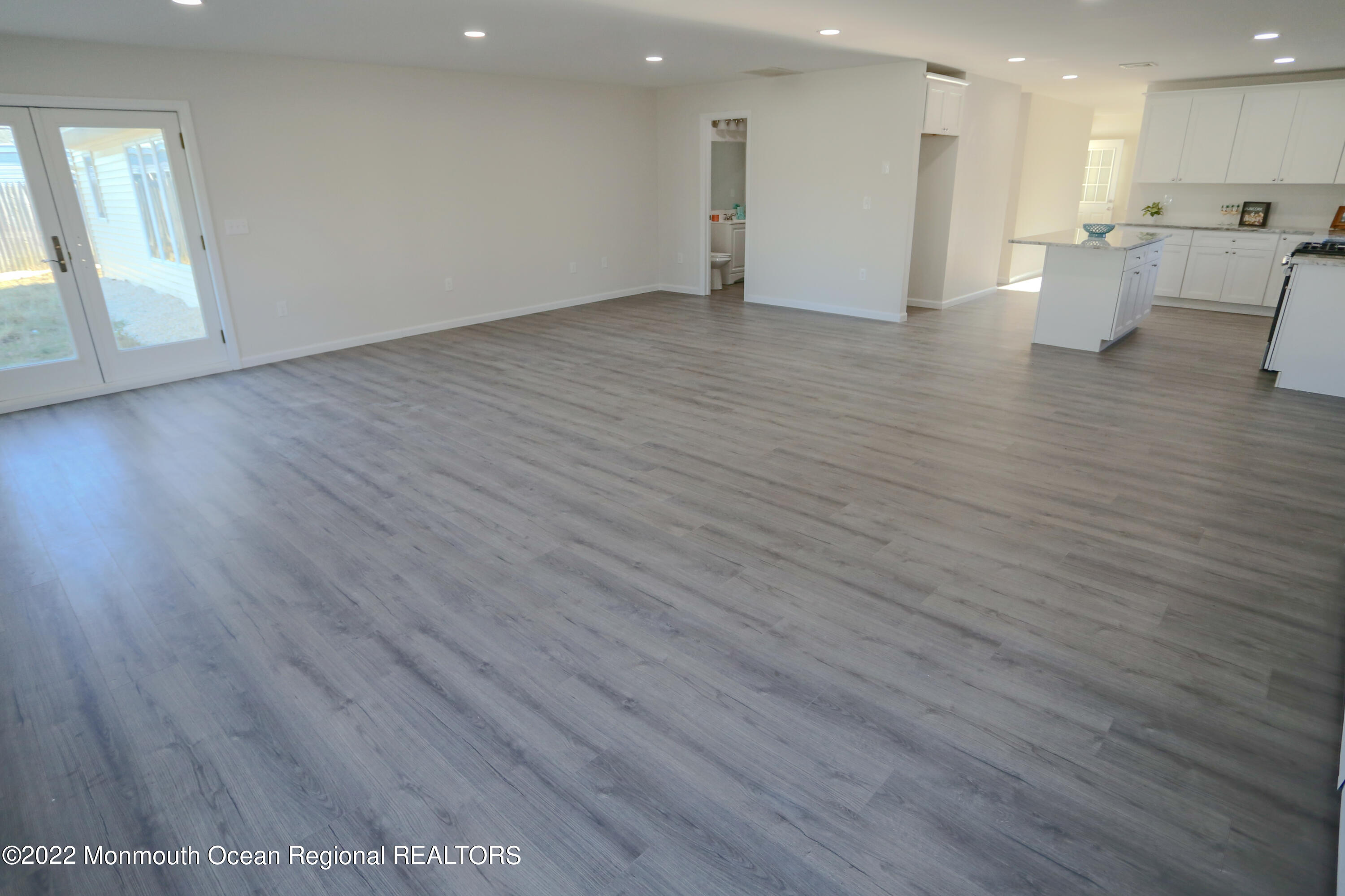 105 Whippany Road Barnegat, NJ 08005 - Photo 10 of 38 FAMILY ROOM
