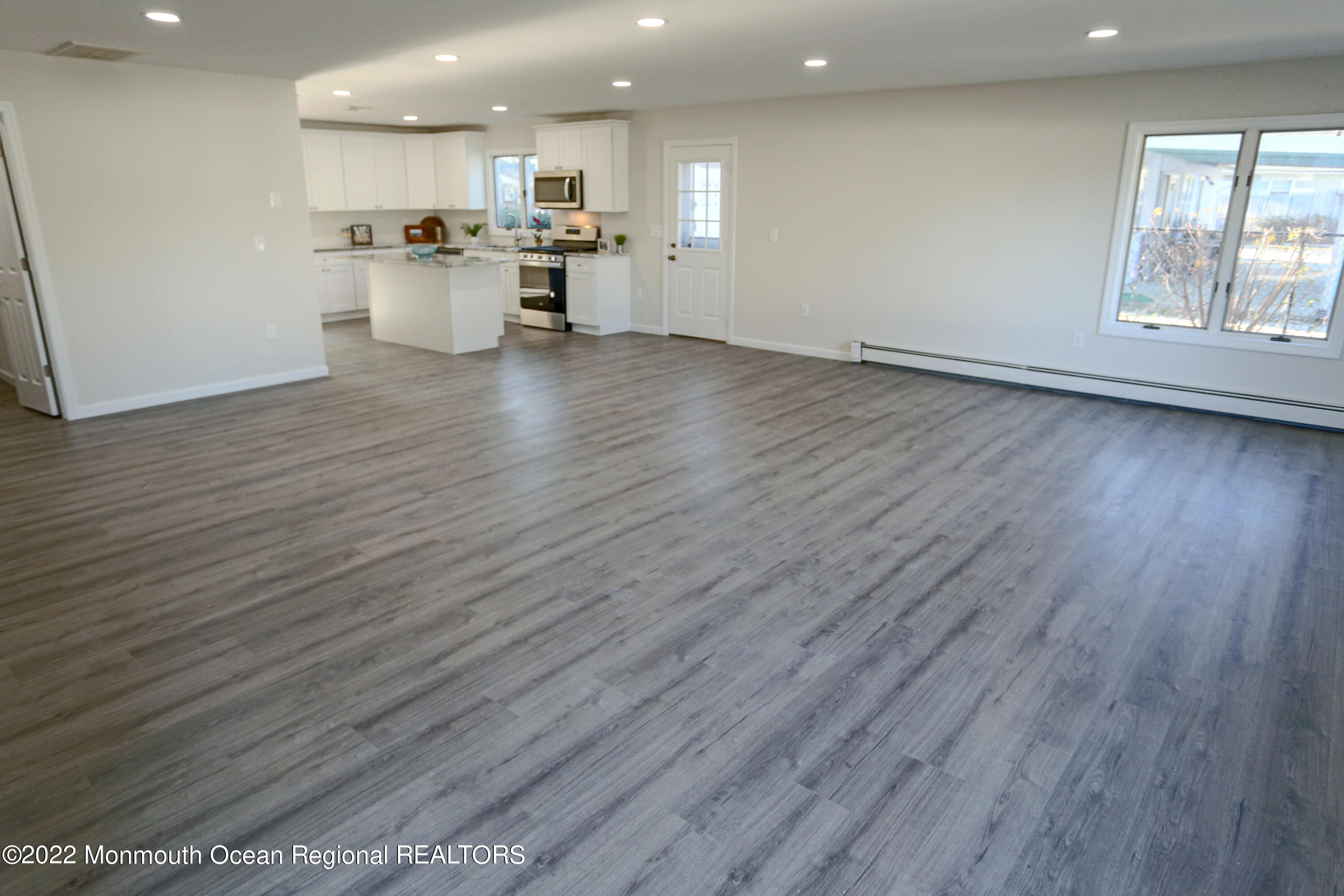 105 Whippany Road Barnegat, NJ 08005 - Photo 12 of 38 FR3
