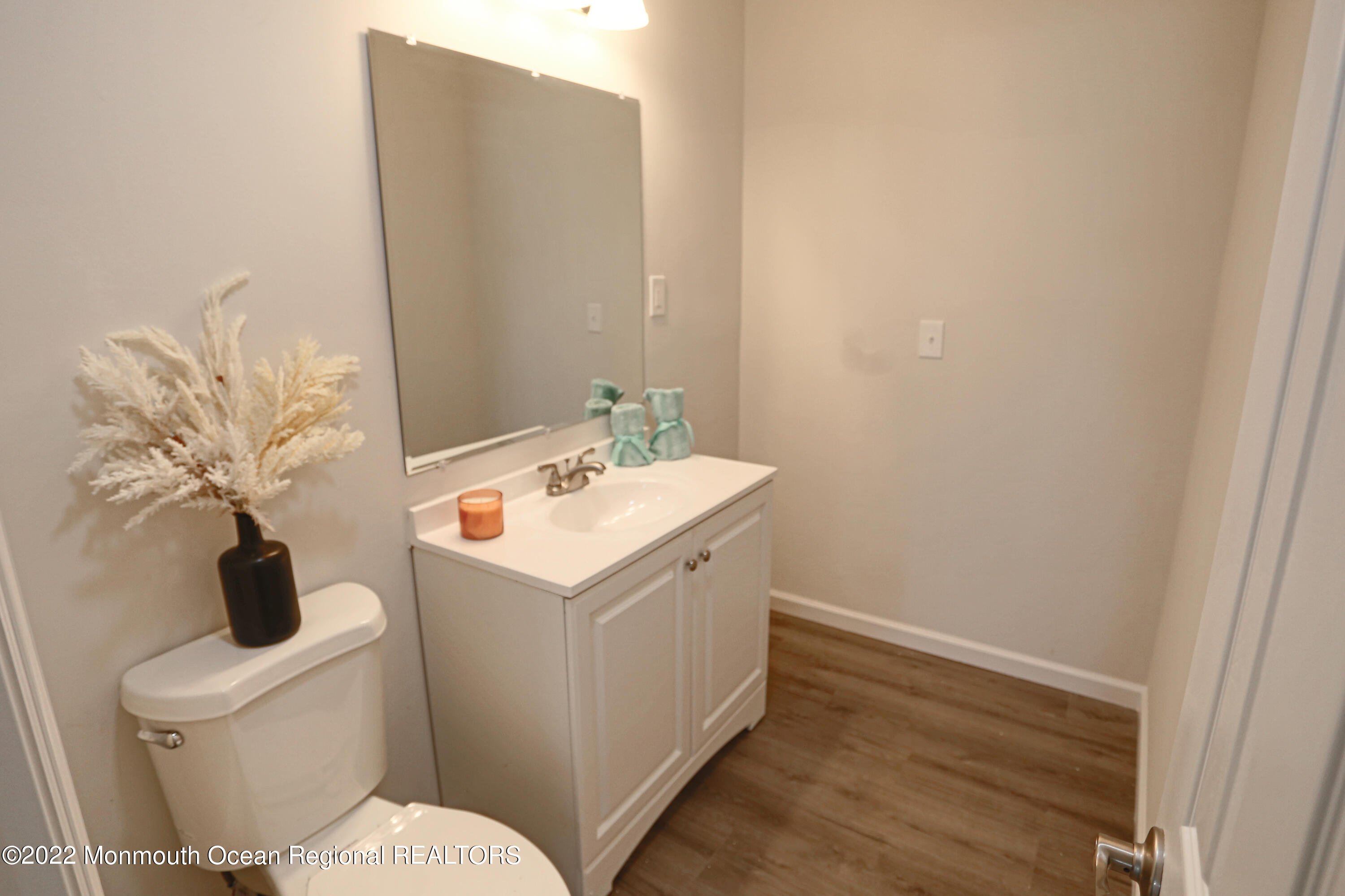 105 Whippany Road Barnegat, NJ 08005 - Photo 13 of 38 HALF BATH