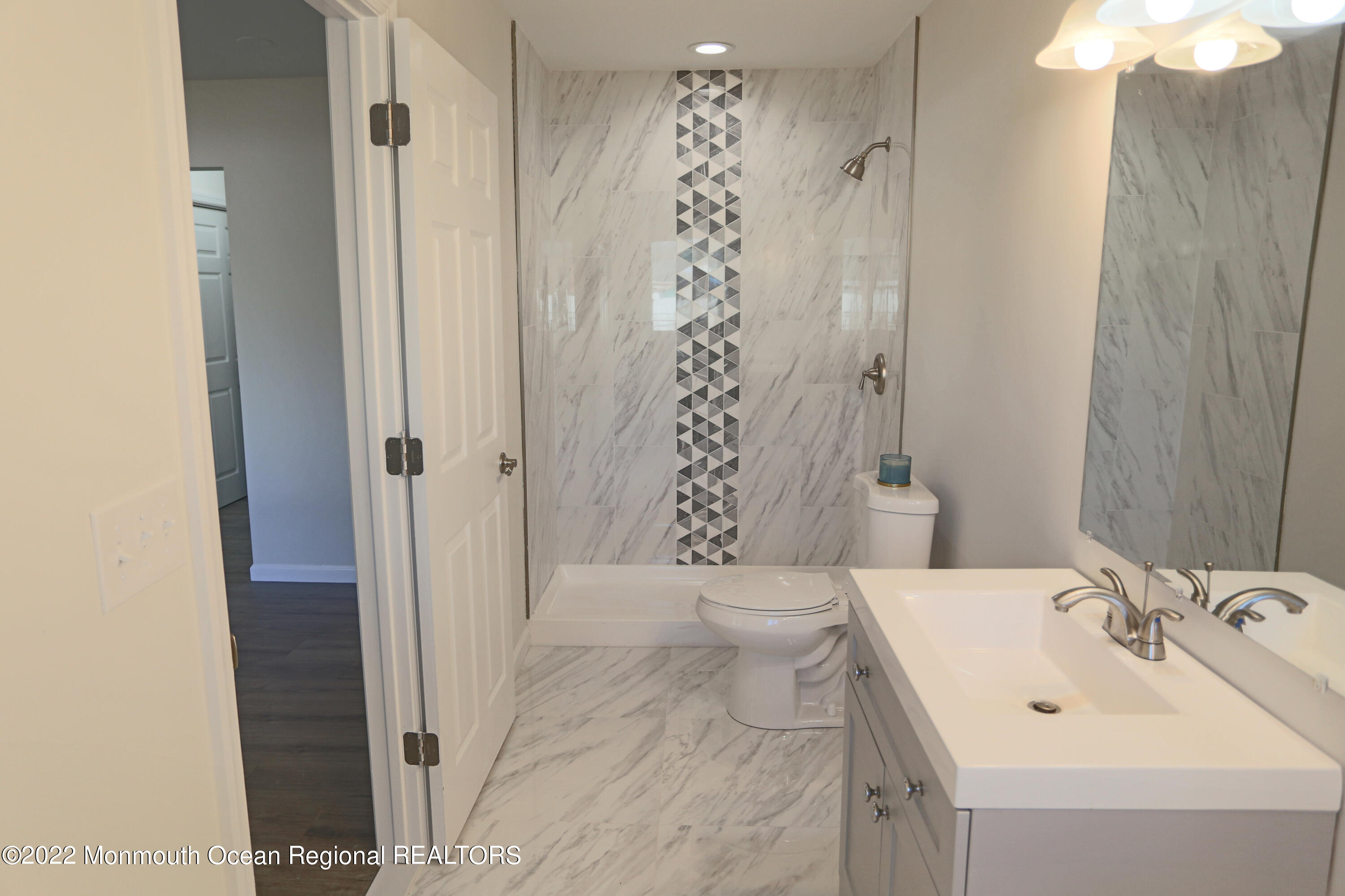 105 Whippany Road Barnegat, NJ 08005 - Photo 19 of 38 PRIMARY BATH