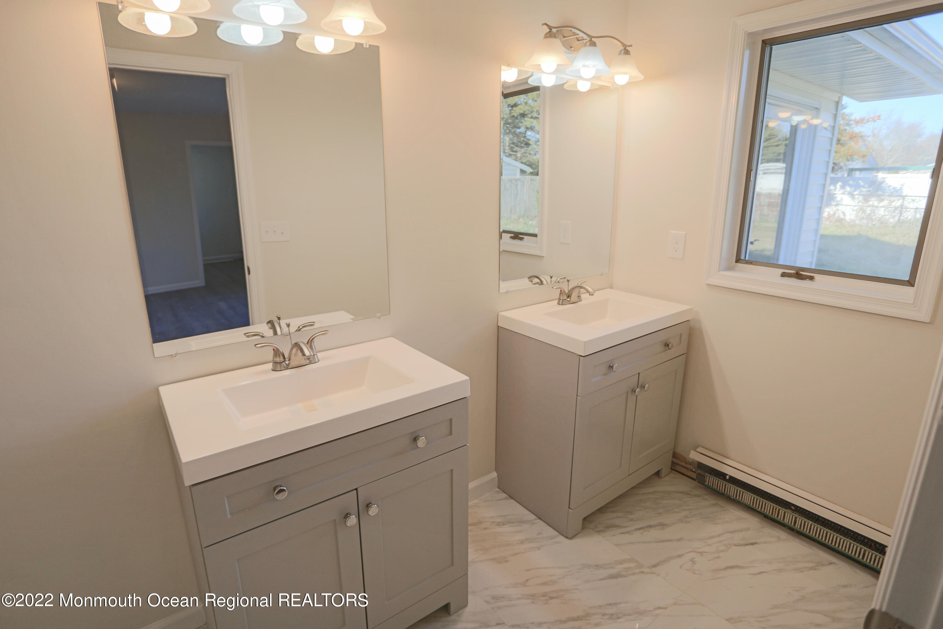 105 Whippany Road Barnegat, NJ 08005 - Photo 21 of 38 PRIMARY DOUBLE SINKS