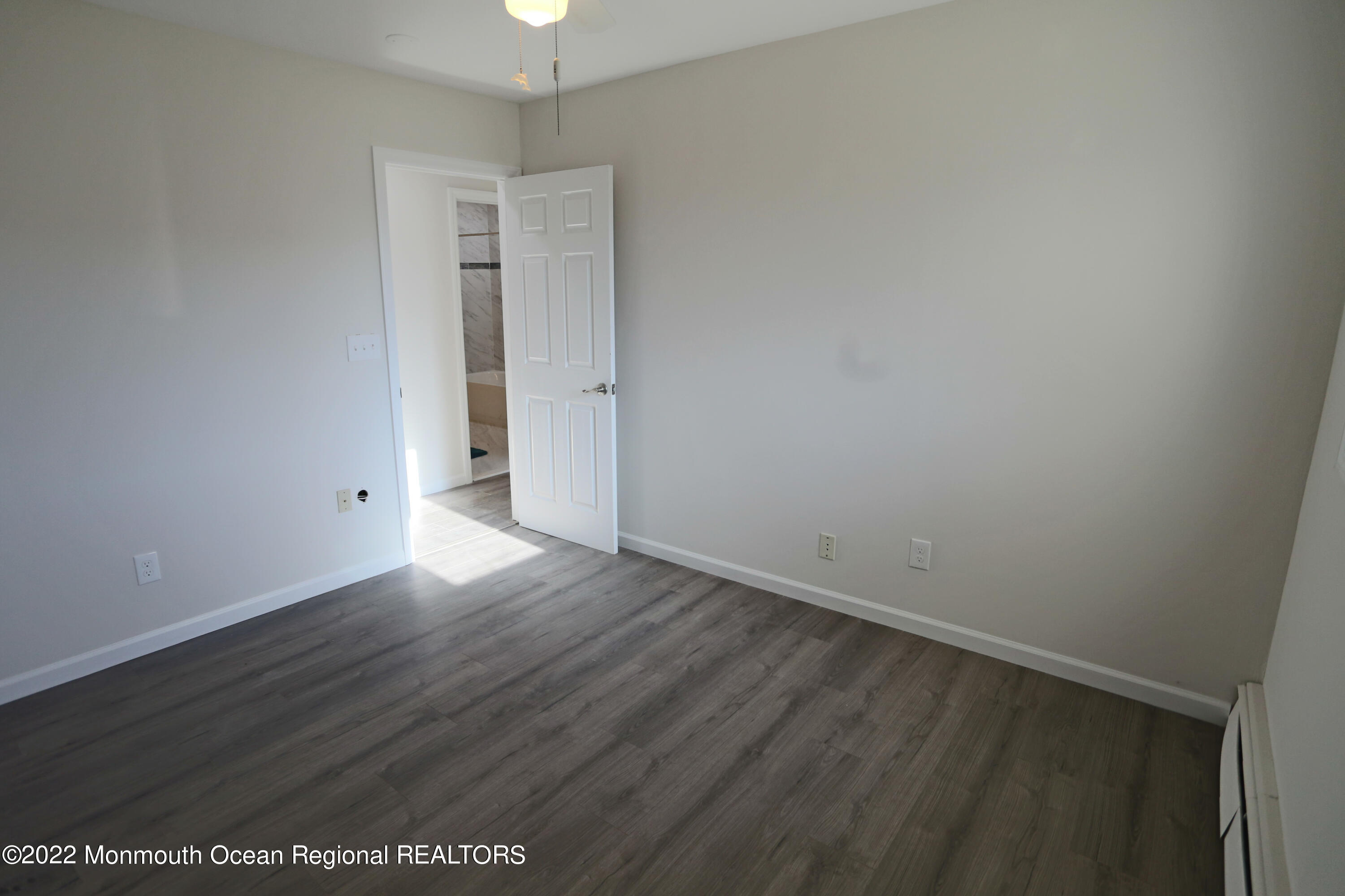 105 Whippany Road Barnegat, NJ 08005 - Photo 24 of 38 BEDROOM (2)