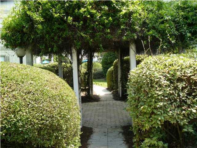 3799 Hwy Santa Rosa Beach, Unit 10B 30A Santa Rosa Beach, FL 32459 - Photo 3 of 16 a view of a garden