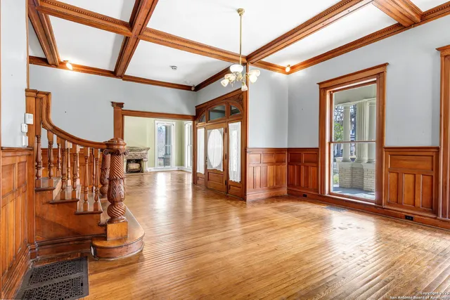 $3,400,000 | 241 King William, San Antonio, TX 78204