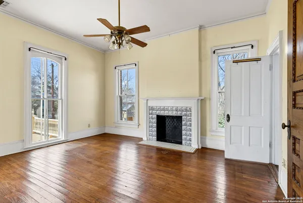 a view of a backyard of the house