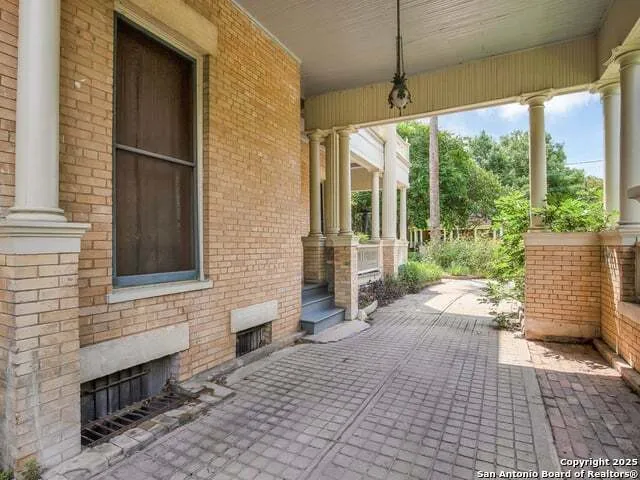 $3,400,000 | 241 King William, San Antonio, TX 78204