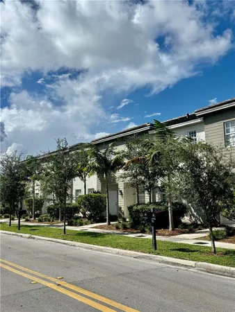 $2,000 | 1310 Northwest 6th Avenue, Unit E, Florida City, FL 33034