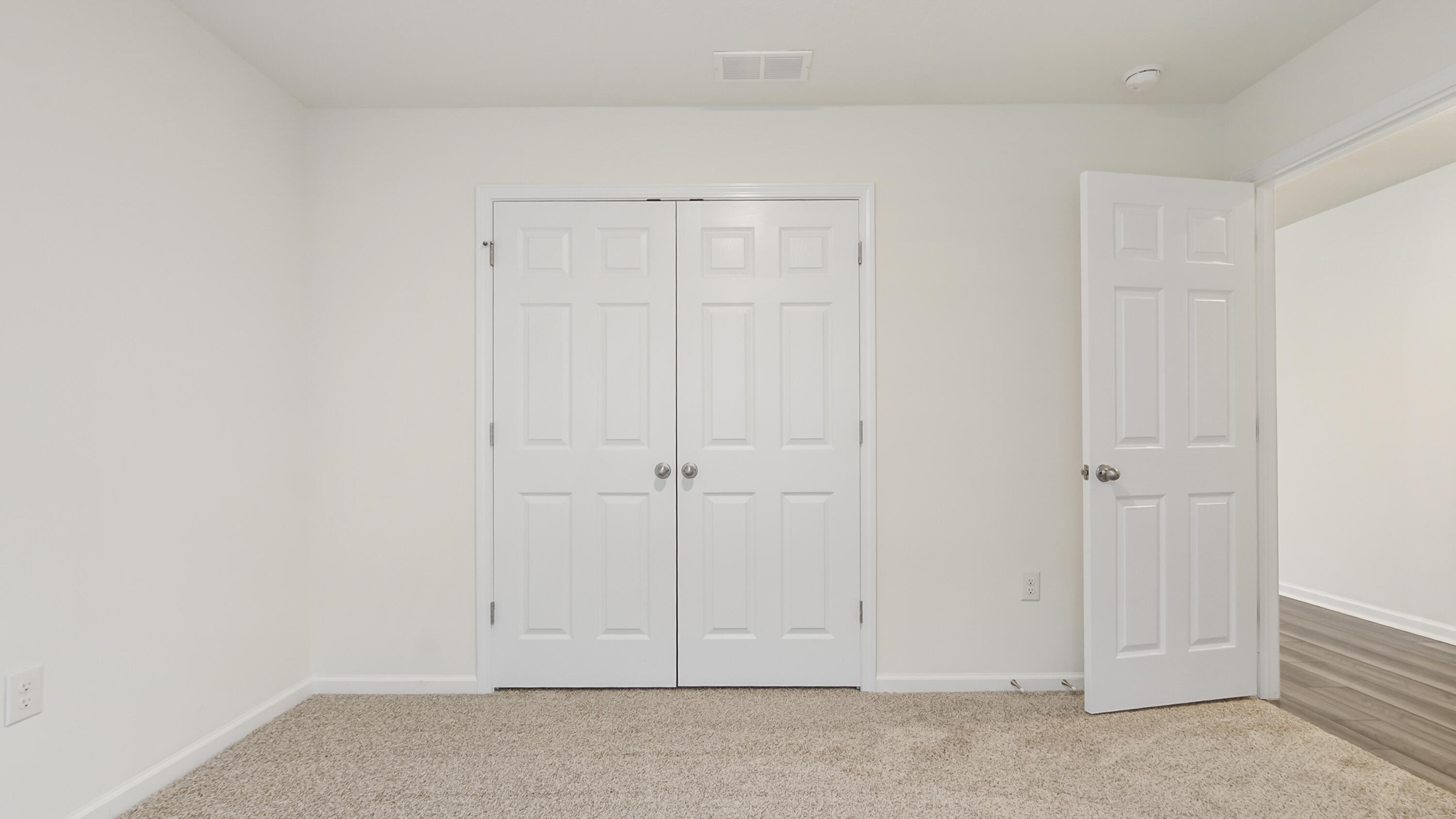 720 Riverwalk Circle Freeport, FL 32439 - Photo 11 of 50 a view of an empty room