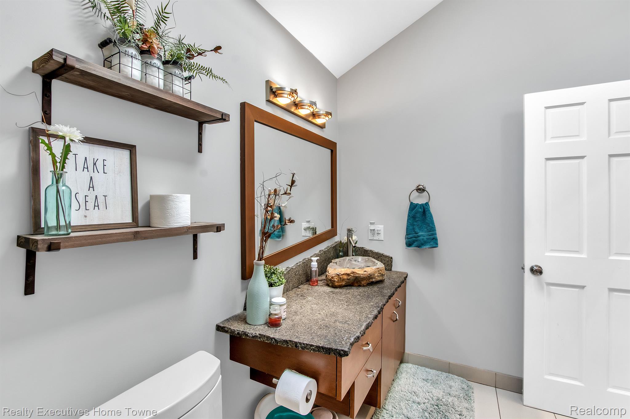 3482 Benstein Road Commerce Township, MI 48382 - Photo 12 of 37 Gallery Image 12