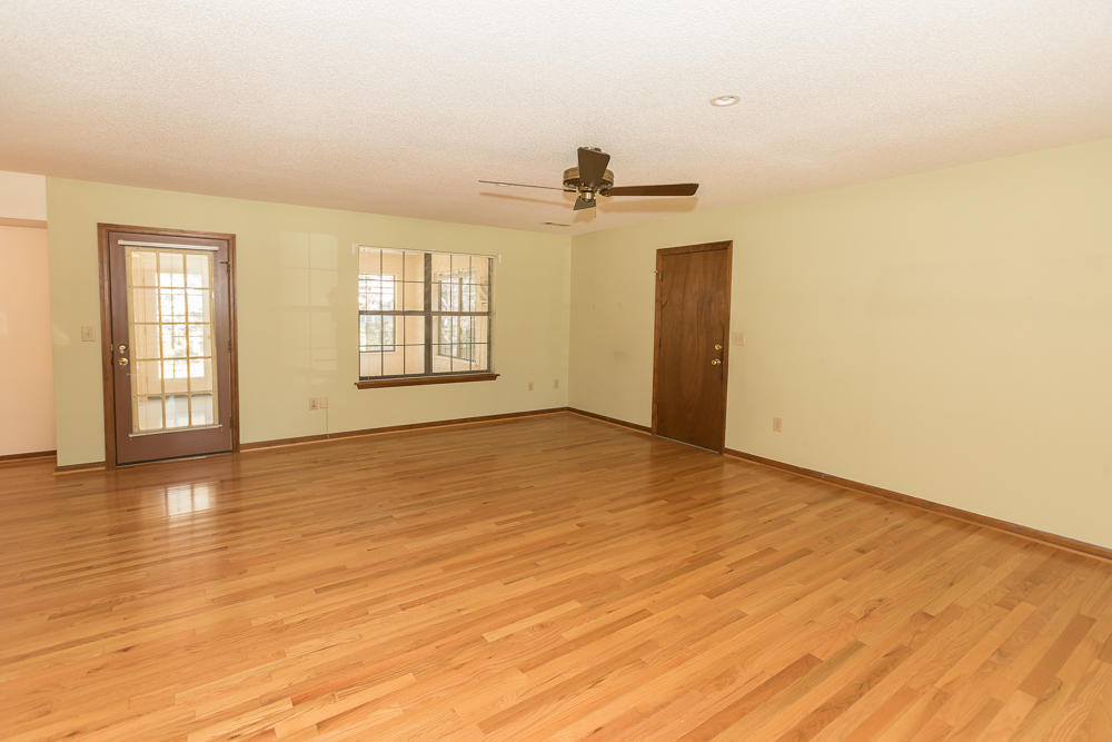720 Harbor View Road Charleston, SC 29412 - Photo 6 of 18 giacomarrow_0002
