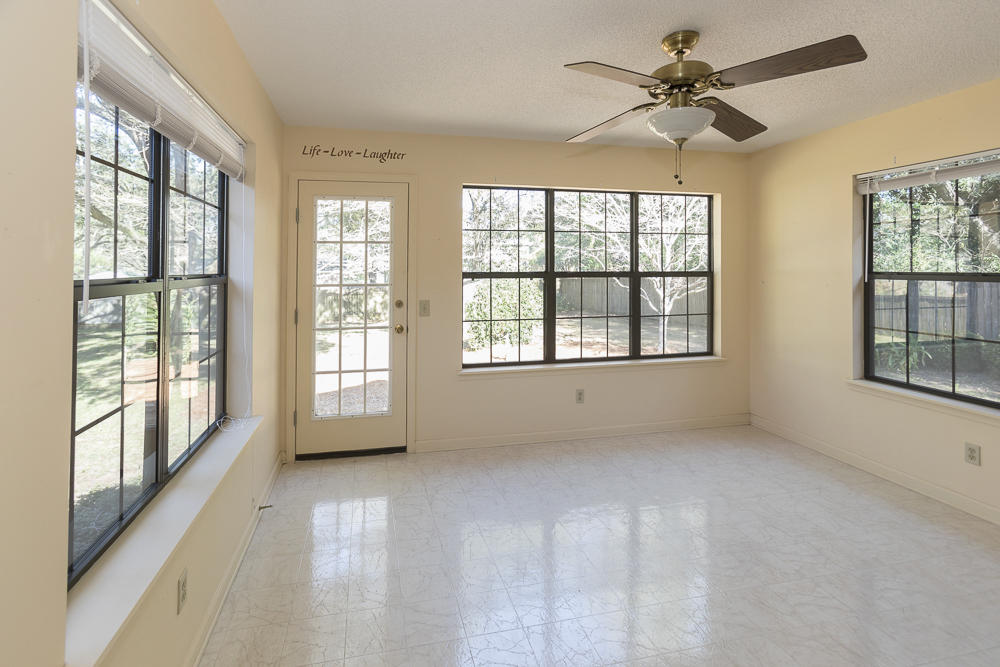 720 Harbor View Road Charleston, SC 29412 - Photo 8 of 18 giacomarrow_0024