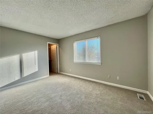 $2,995 | 652 Longfellow Lane, Highlands Ranch, CO 80126