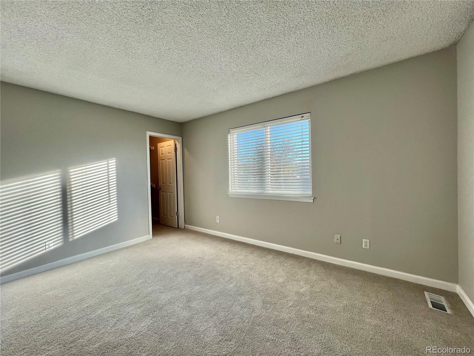 652 Longfellow Lane Highlands Ranch, CO 80126 - Photo 11 of 26