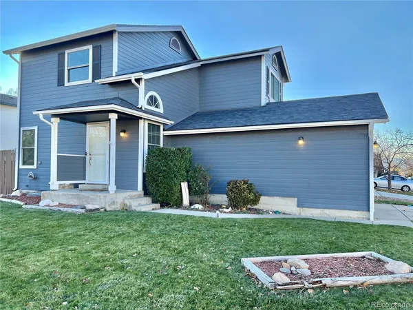 $2,995 | 652 Longfellow Lane, Highlands Ranch, CO 80126