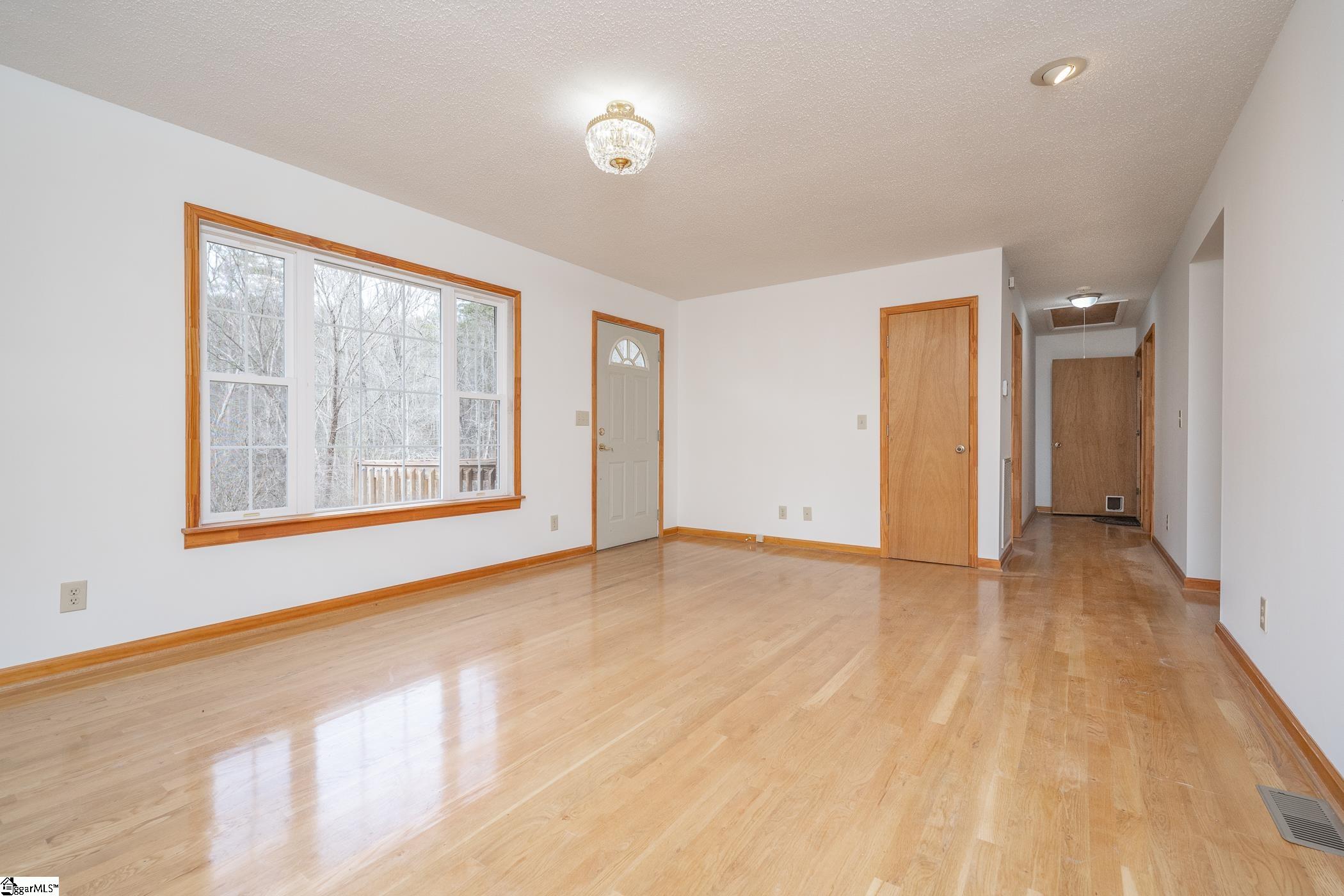 218 Gap Creek Road Marietta, SC 29661 - Photo 11 of 32 Gallery Image 11