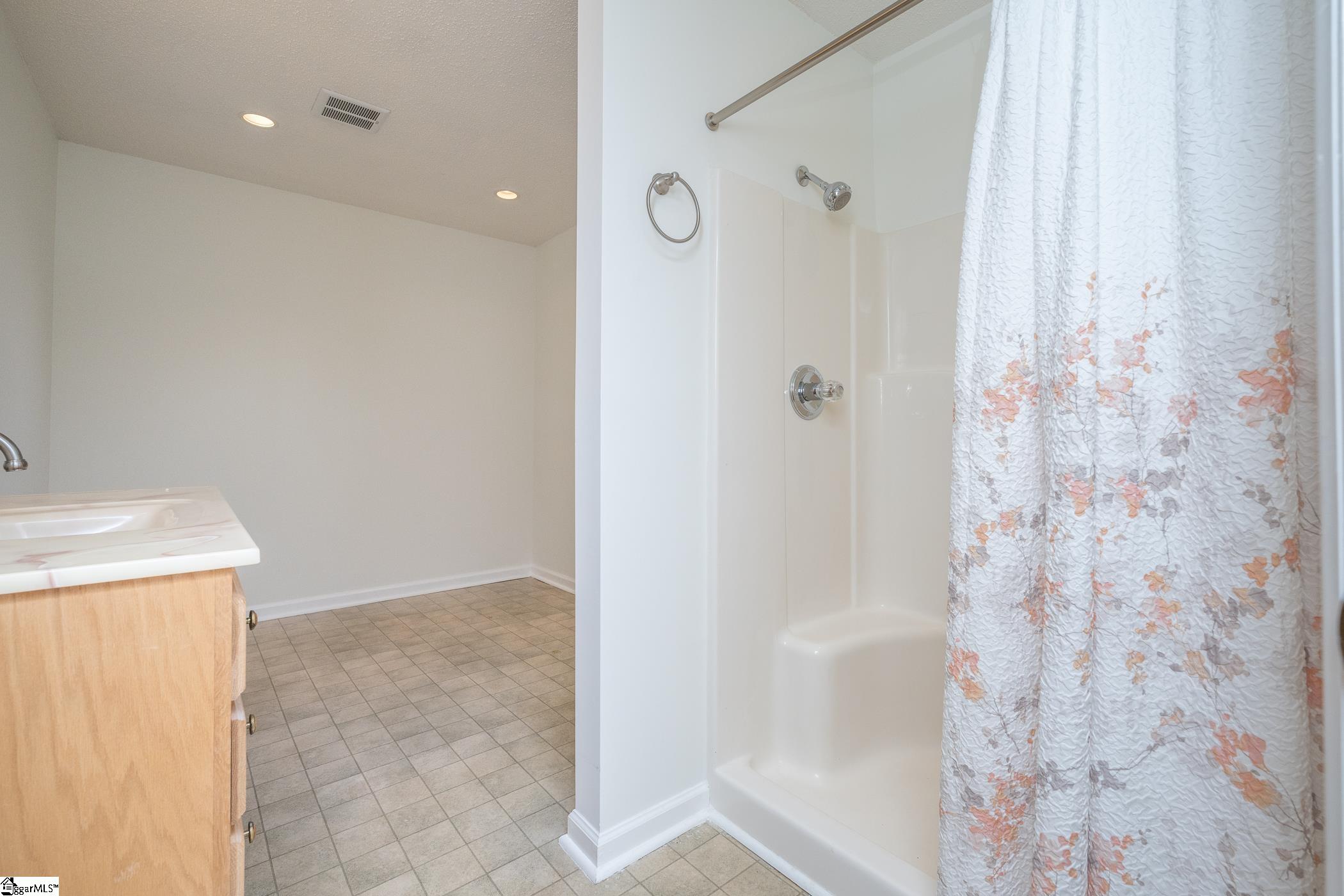 218 Gap Creek Road Marietta, SC 29661 - Photo 17 of 32 Gallery Image 17