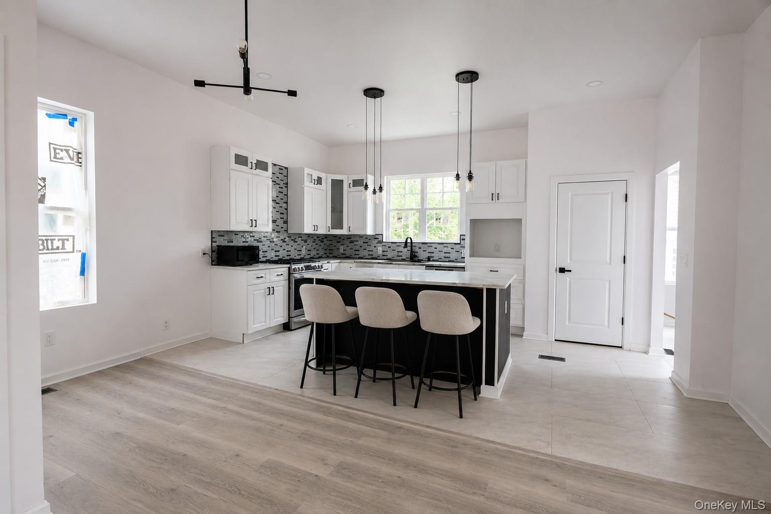 81 Silver Lake Sctn Road Middletown, NY 10940 - Photo 7 of 47 Virtually Enhanced kitchen Island