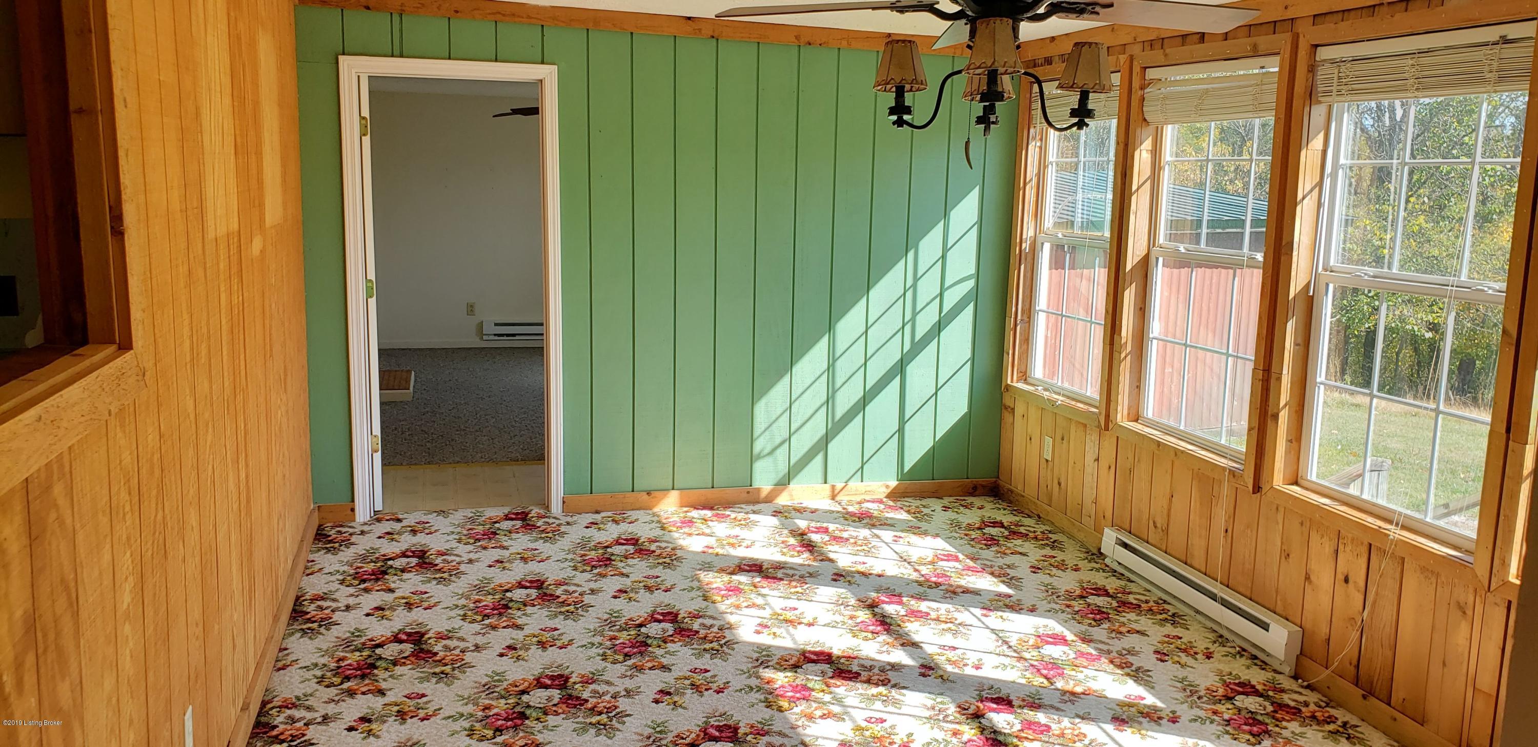 2110 Ridge Road Pendleton, KY 40055 - Photo 15 of 19 family room