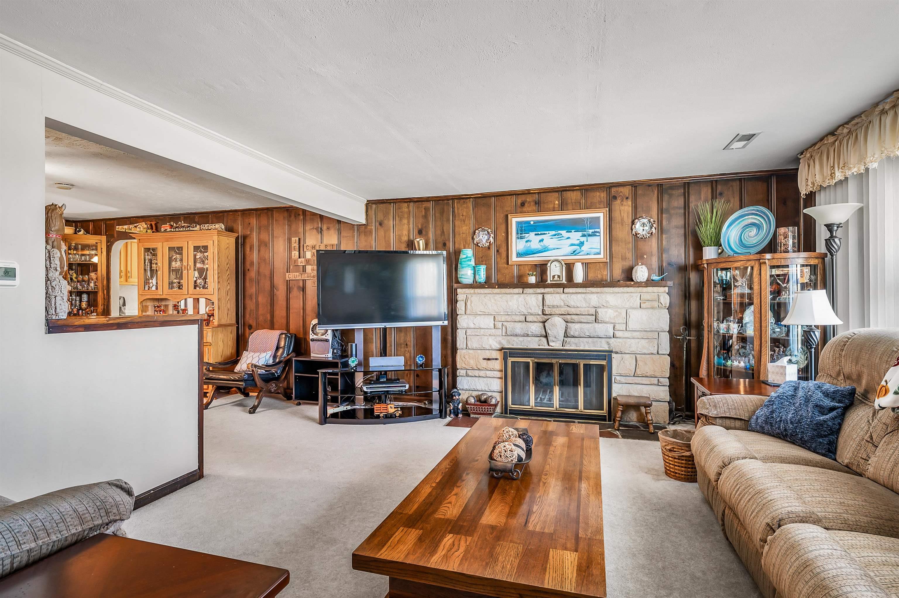 15202 Coldwater Road Fort Wayne, IN 46845 - Photo 11 of 32
